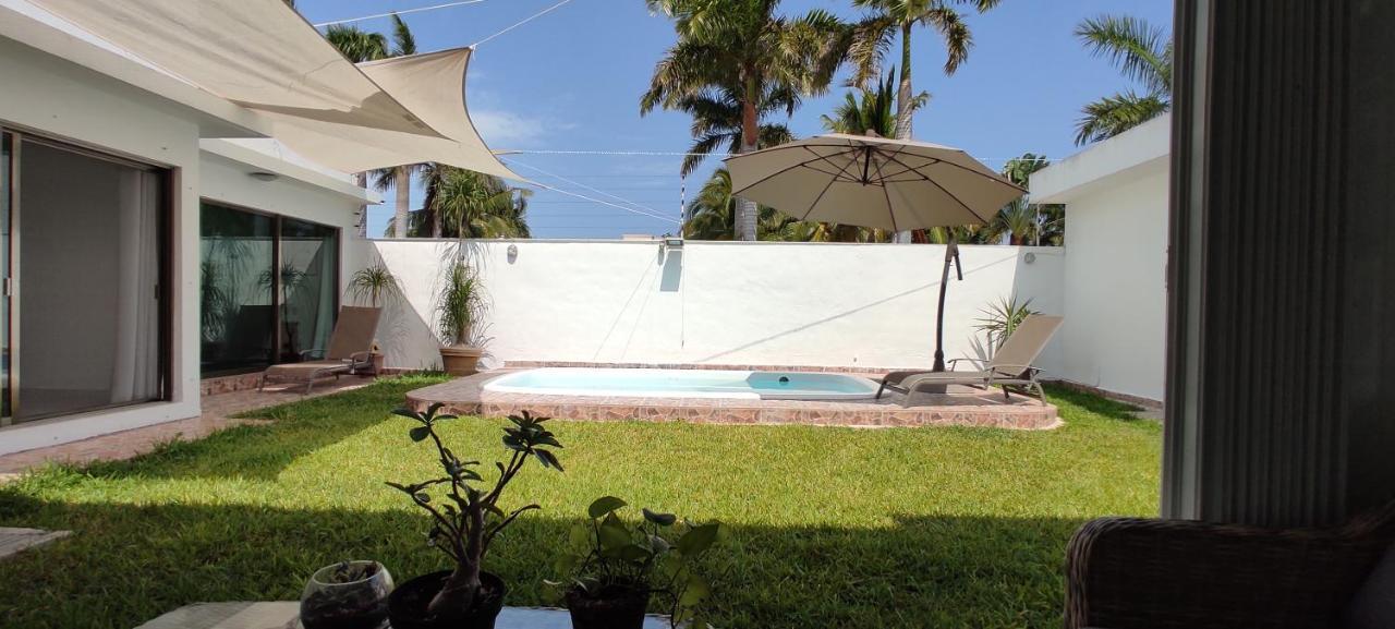 Casa Abril Cozzy Suites Канкун Екстериор снимка