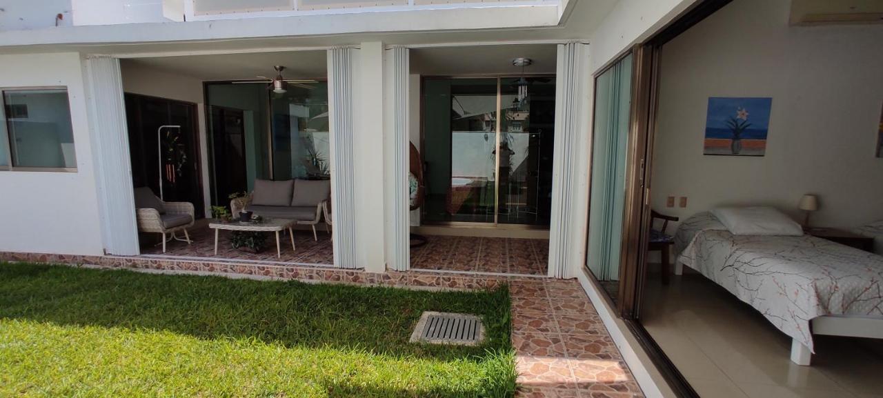 Casa Abril Cozzy Suites Канкун Екстериор снимка