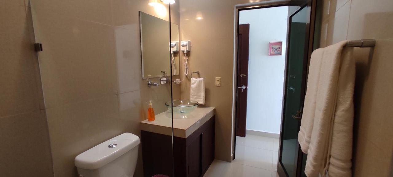 Casa Abril Cozzy Suites Канкун Екстериор снимка
