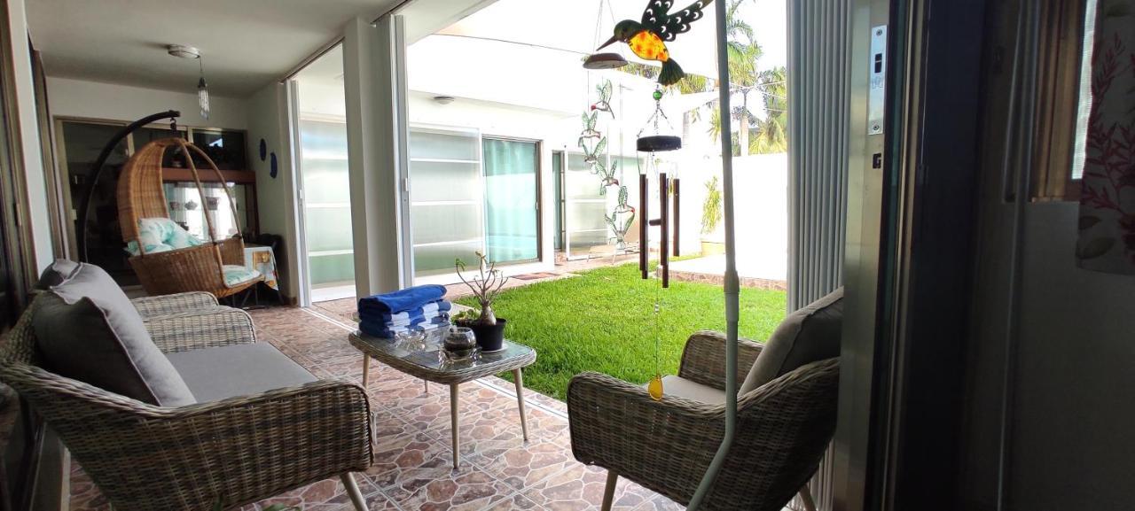 Casa Abril Cozzy Suites Канкун Екстериор снимка