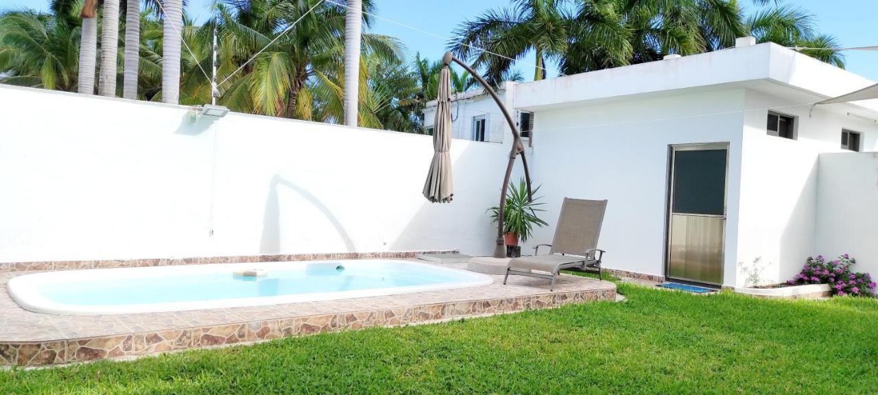 Casa Abril Cozzy Suites Канкун Екстериор снимка