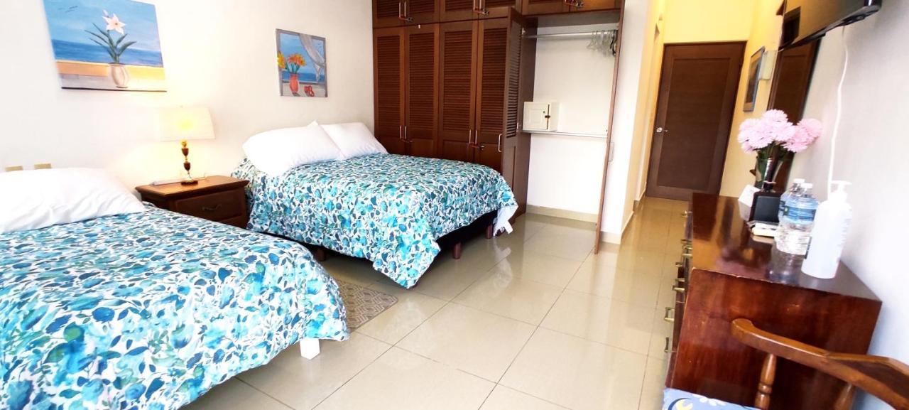 Casa Abril Cozzy Suites Канкун Екстериор снимка